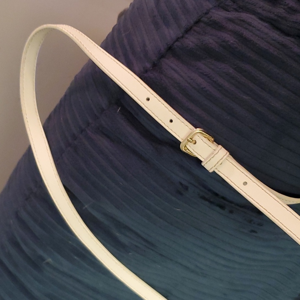 Kate Spade pocket book, white with colored stripes! - Picture 6 of 8